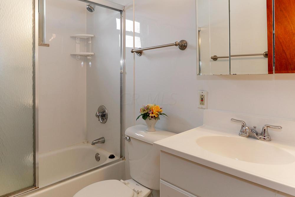 6277 Big Walnut Road Galena, OH 43021 - Photo 17 of 24 Gallery Image 17