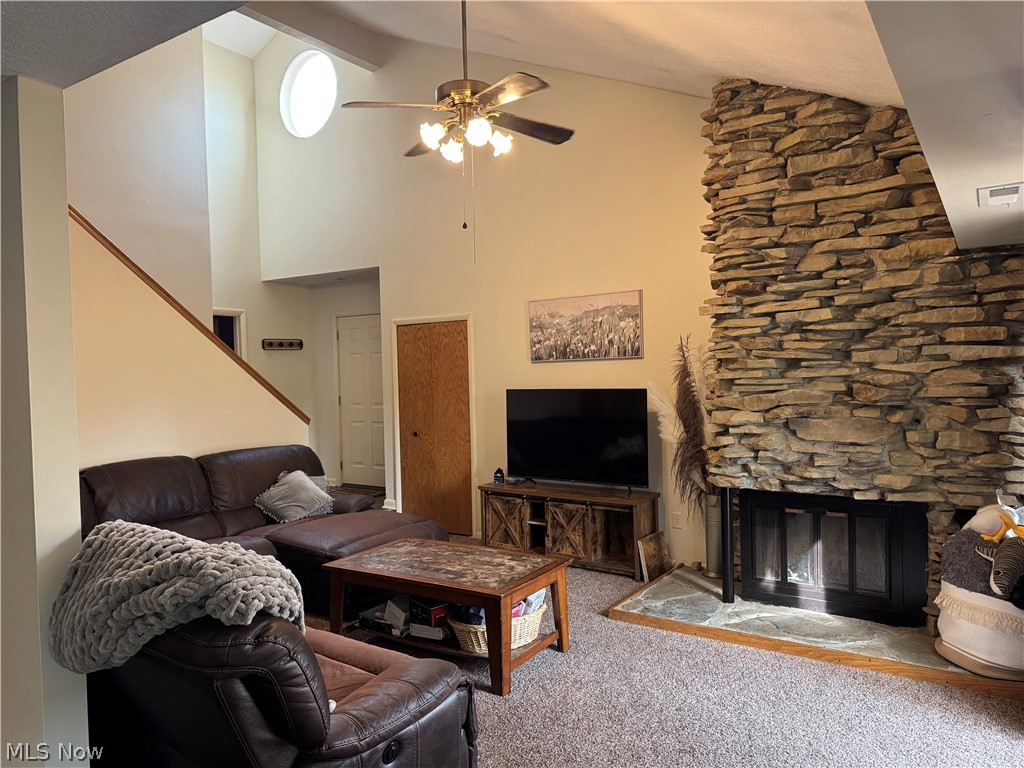 1438 Loop Road Kent, OH 44240 - Photo 7 of 18