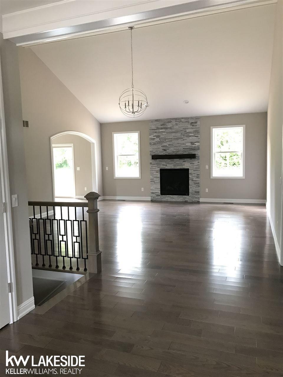 2902 Devondale Road Rochester, MI 48309 - Photo 14 of 35 50015453-13.JPG