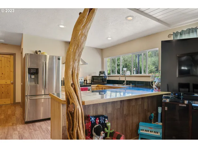 a view of an entryway