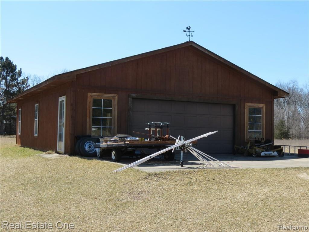 6202 Cedar Lake Road Pinckney, MI 48169 - Photo 34 of 36 008.JPG