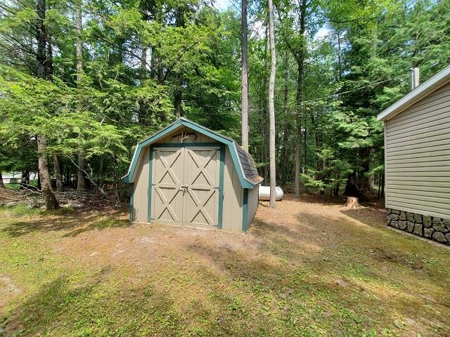 4245 Miller Road Sterling, MI 48659 - Photo 8 of 18 1913246-7.JPG
