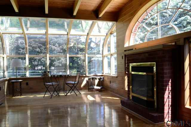 36 East Cobble Hill Road Albany, NY 12211 - Photo 9 of 15 Photo 9