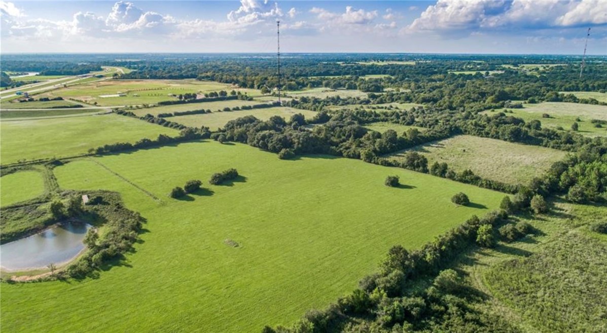 45110 Frontage Tract 1 Rd Prairie View Prairie View, TX 77445 - Photo 6 of 7 a view of a city with an ocean