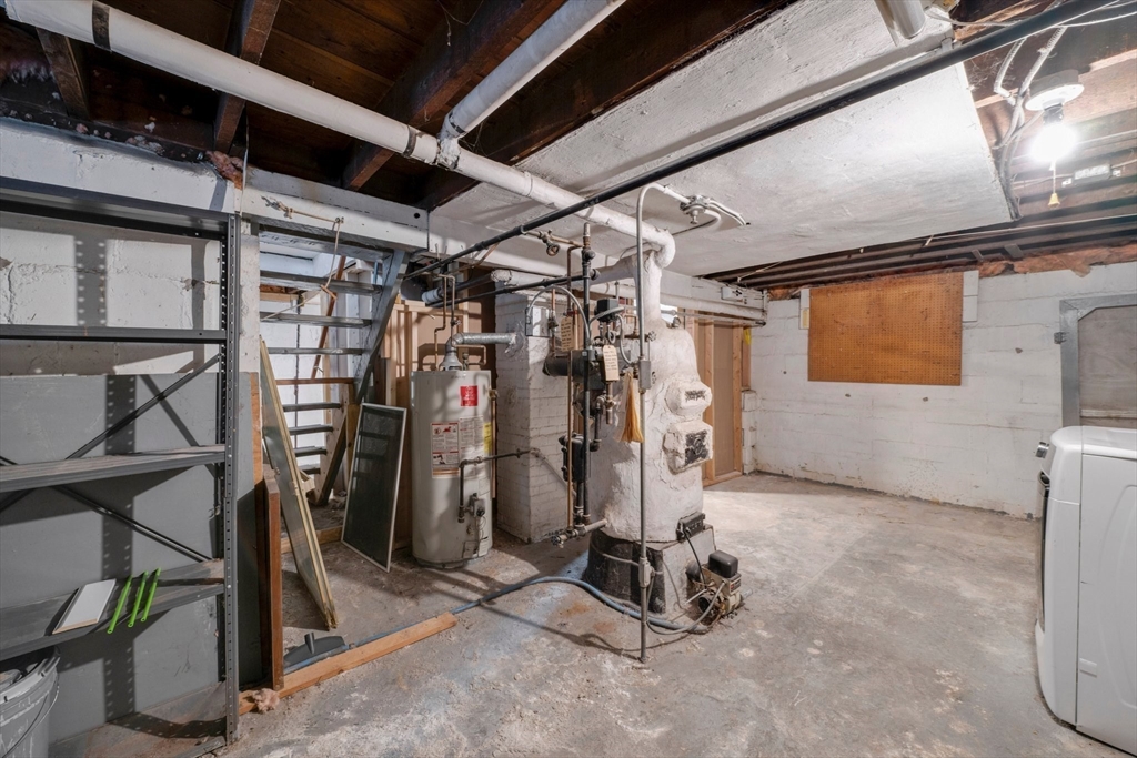 41 Briggs Street Springfield, MA 01151 - Photo 25 of 30 a view of a room with gym equipment