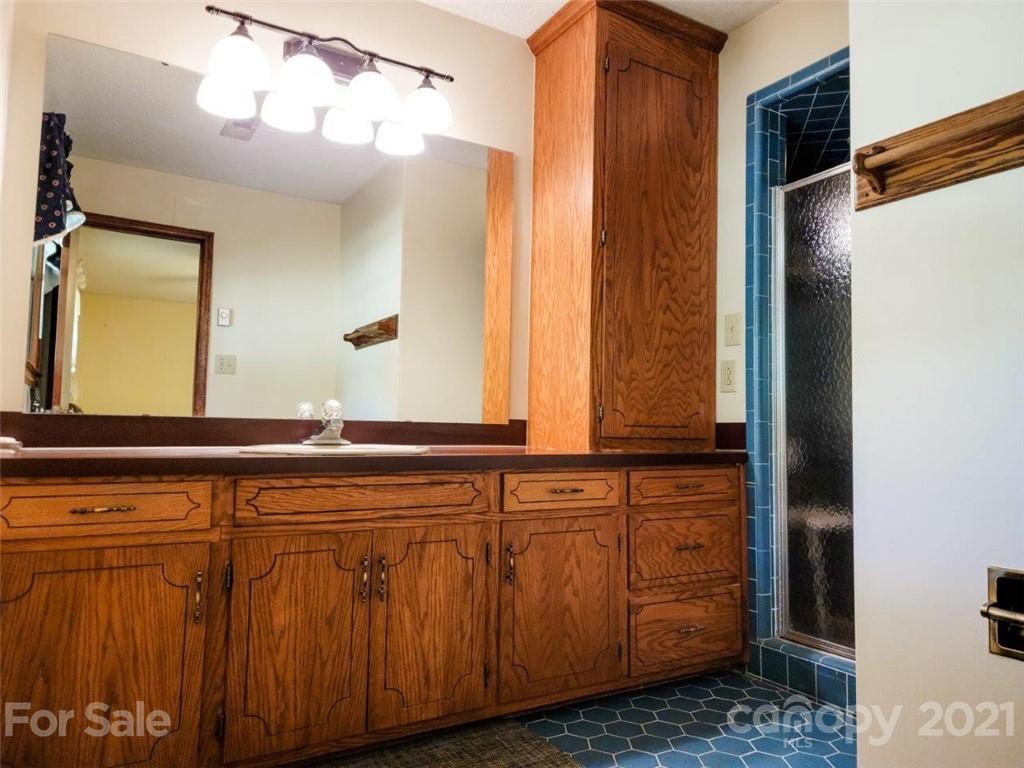 2401 Primm Road Charlotte, NC 28216 - Photo 22 of 46 Gallery Image 22
