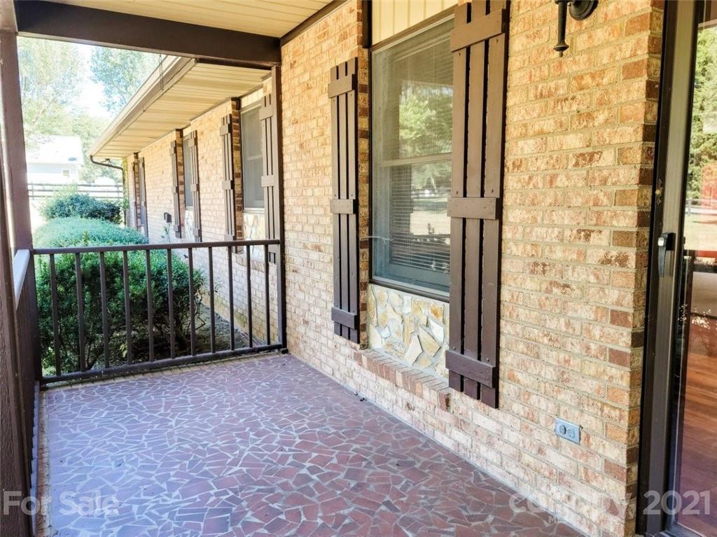 2401 Primm Road Charlotte, NC 28216 - Photo 44 of 46 Gallery Image 44