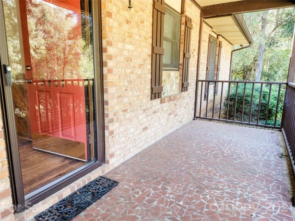 2401 Primm Road Charlotte, NC 28216 - Photo 45 of 46 Gallery Image 45