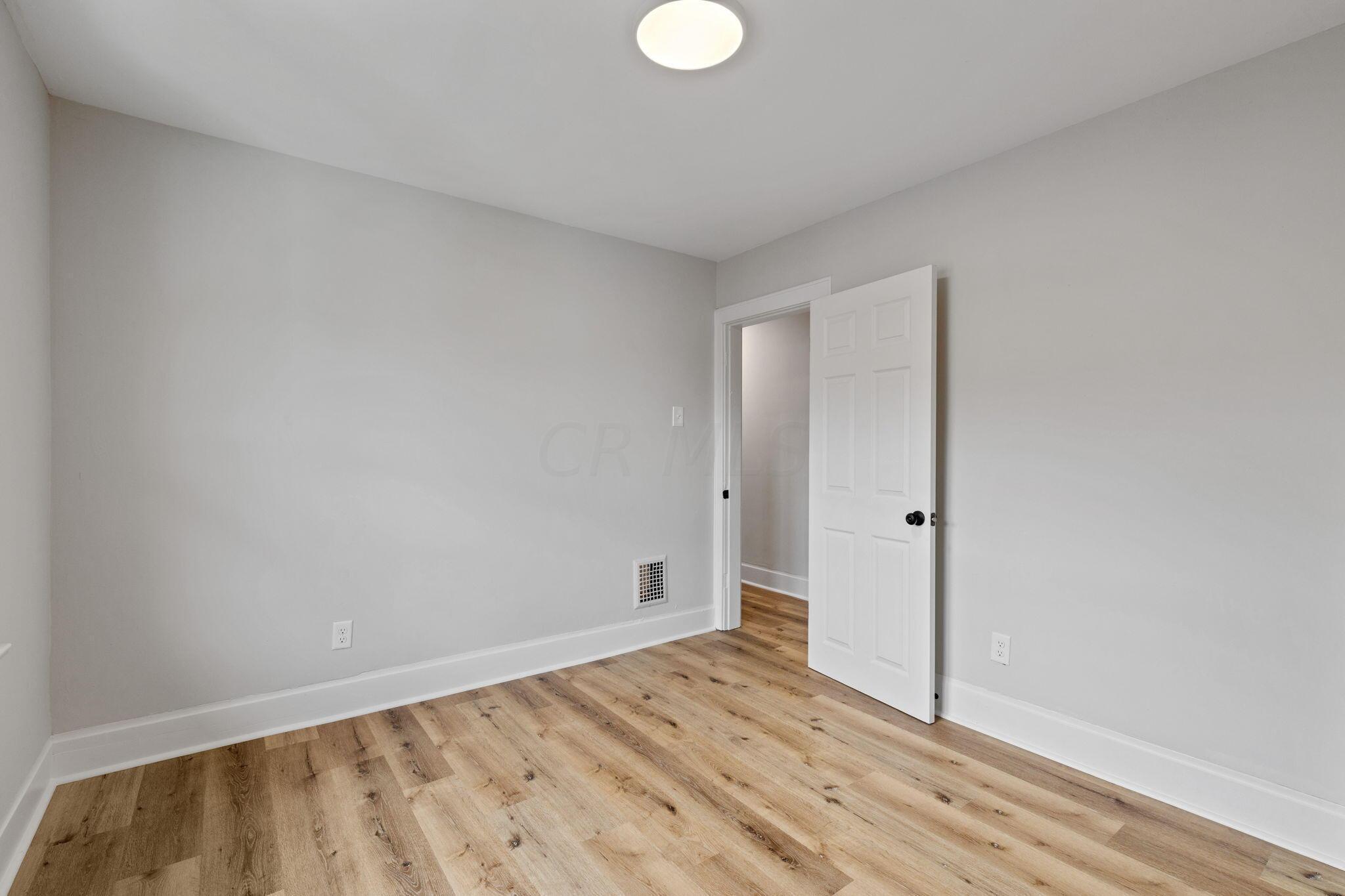 1022 Lockbourne Road, Unit 1024 Columbus, OH 43206 - Photo 20 of 31 23-web-or-mls-2023-10-26 1022 Lockbourne