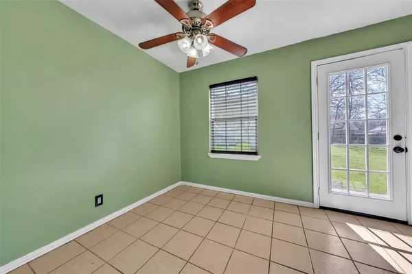 $200,000 | 1112 East Mitchell Street, Arlington, TX 76010