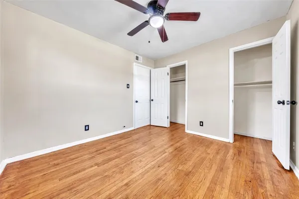 $200,000 | 1112 East Mitchell Street, Arlington, TX 76010