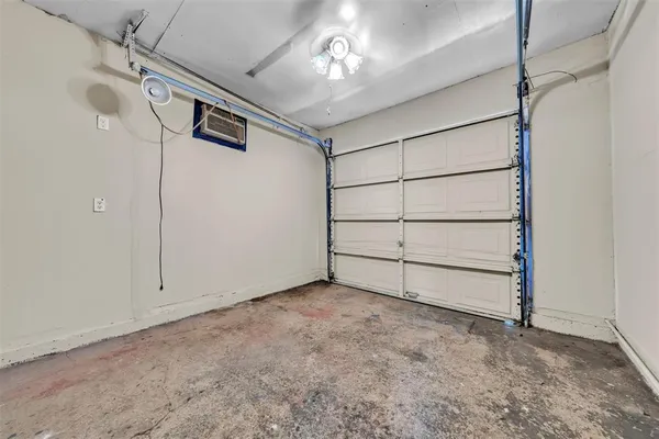 $200,000 | 1112 East Mitchell Street, Arlington, TX 76010