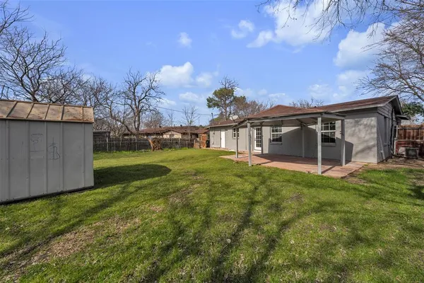 $200,000 | 1112 East Mitchell Street, Arlington, TX 76010