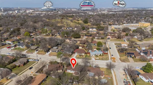 $200,000 | 1112 East Mitchell Street, Arlington, TX 76010