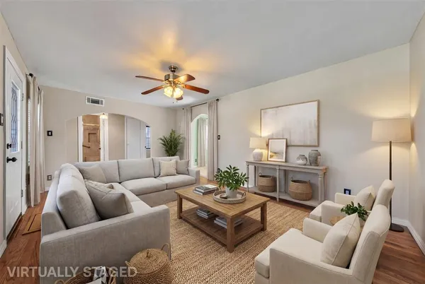 $200,000 | 1112 East Mitchell Street, Arlington, TX 76010