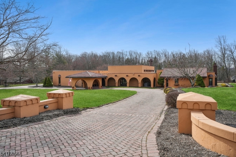 9 Jonathan Smith Road Morristown, NJ 07960 - Photo 1 of 50