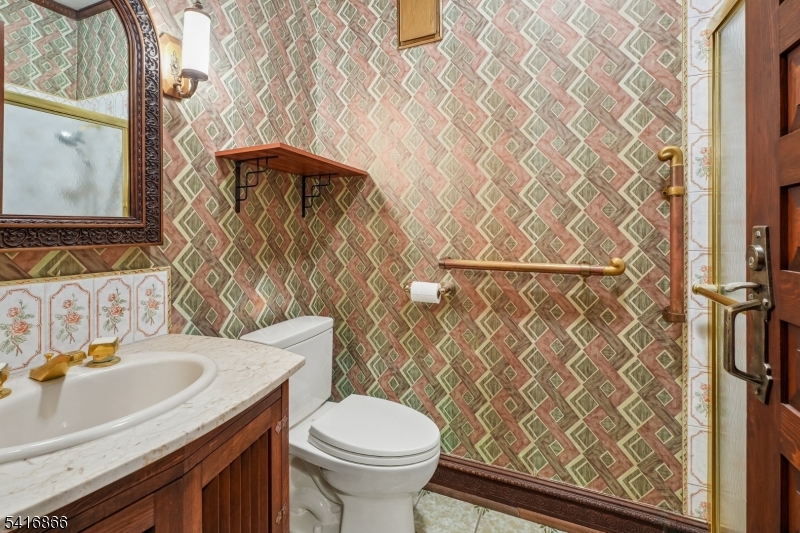 9 Jonathan Smith Road Morristown, NJ 07960 - Photo 28 of 50