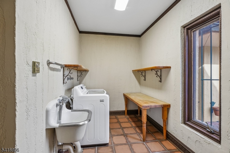 9 Jonathan Smith Road Morristown, NJ 07960 - Photo 29 of 50