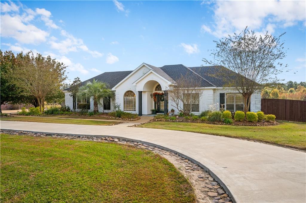 39 Bass Road Pineville, LA 71360 - Photo 2 of 43 Gallery Image 2