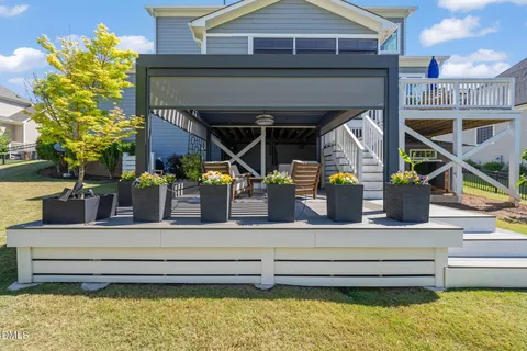 $1,239,000 | 105 Duck Branch Drive, Holly Springs, NC 27540