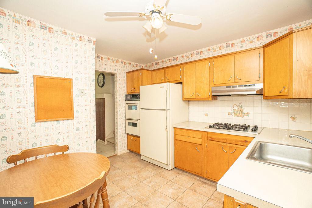 125 Meadowlark Road Stratford, NJ 08084 - Photo 19 of 40 Gallery Image 19
