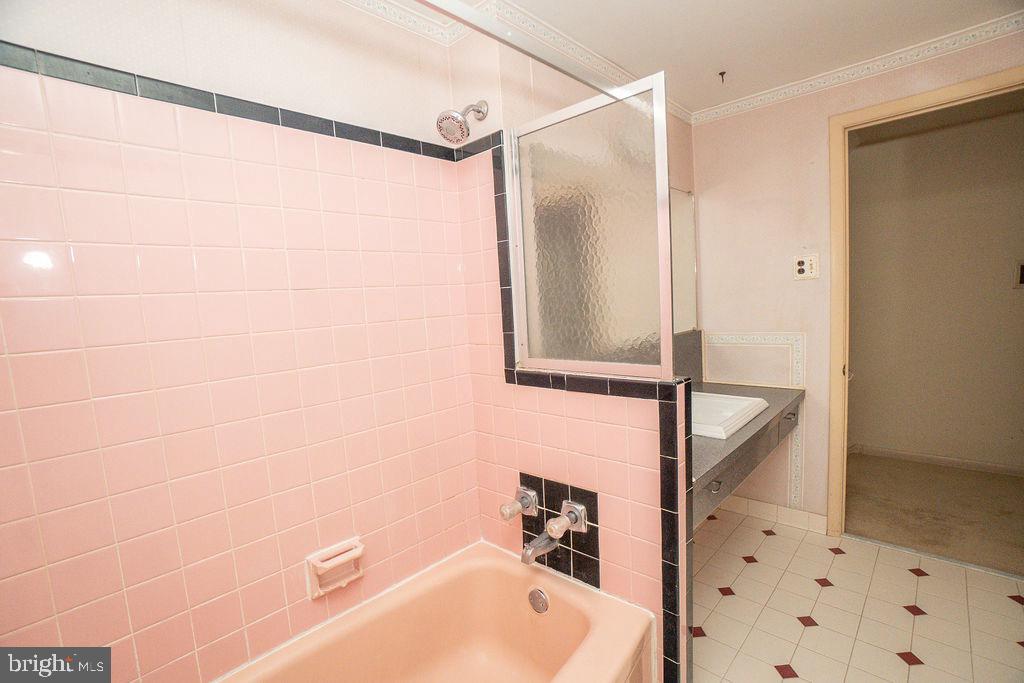 125 Meadowlark Road Stratford, NJ 08084 - Photo 35 of 40 Gallery Image 35