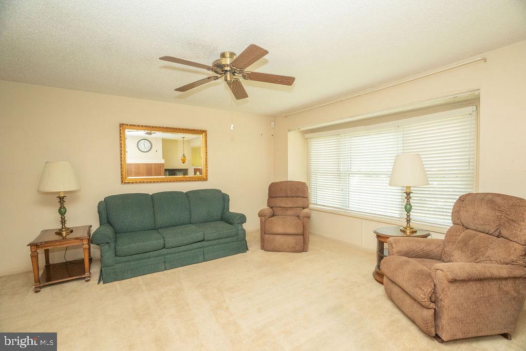 125 Meadowlark Road Stratford, NJ 08084 - Photo 10 of 40 Gallery Image 10