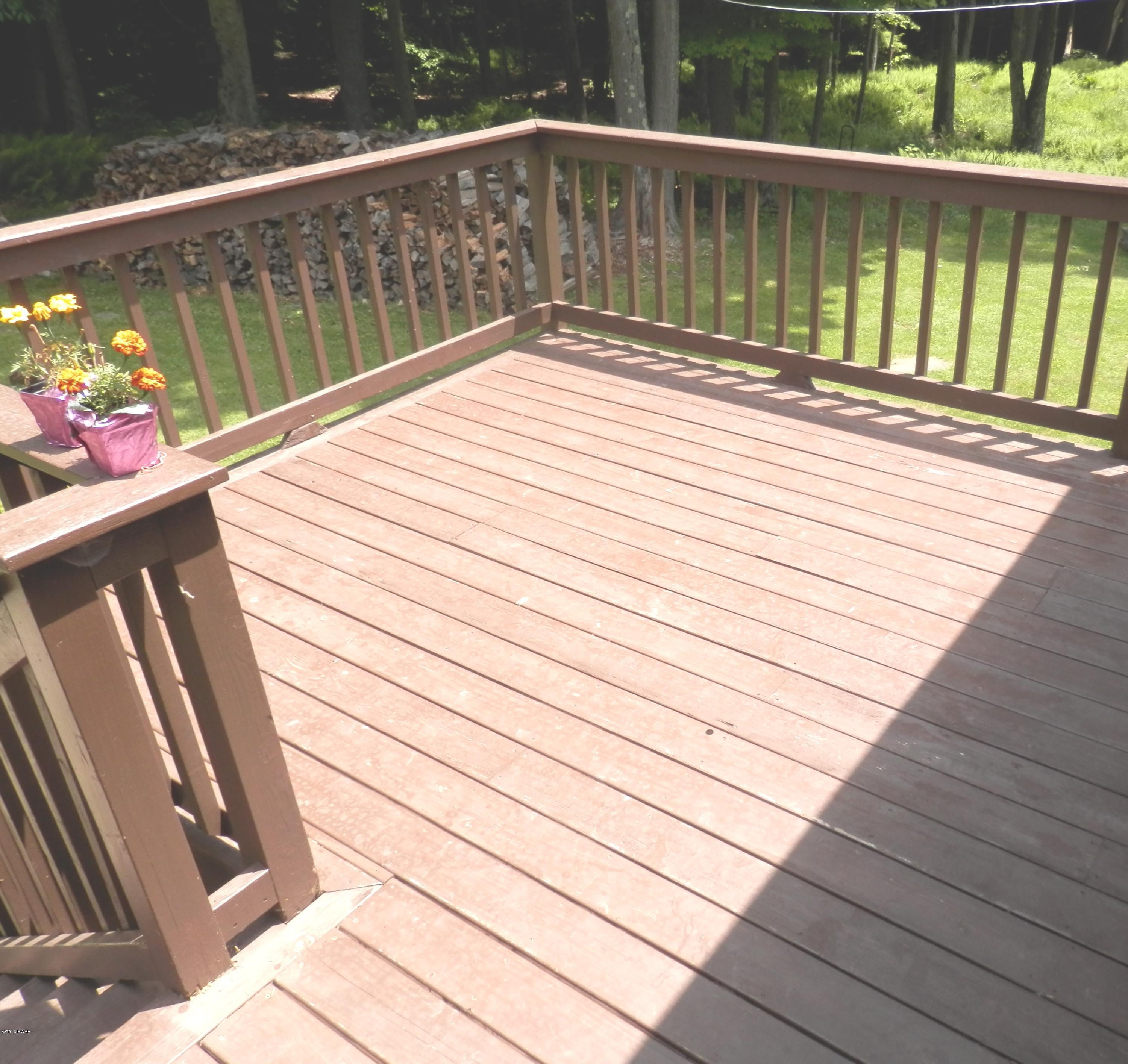 920 Ravnikar Road Forest City, PA 18421 - Photo 20 of 37 14.5x12 DECK