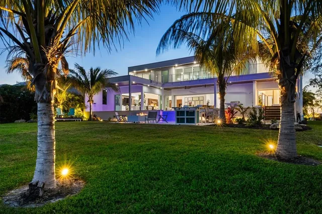 $8,795,000 | 3631 San Remo Terrace, Sarasota, FL 34239