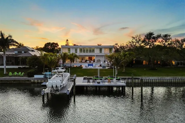 $8,795,000 | 3631 San Remo Terrace, Sarasota, FL 34239