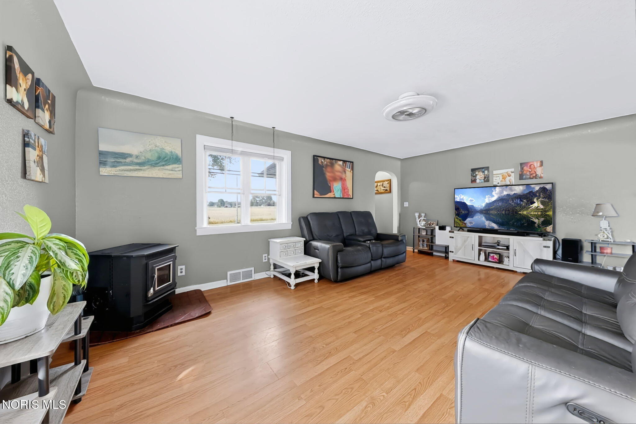 13040 Perry Road Grand Rapids, OH 43522 - Photo 10 of 51 Gallery Image 10