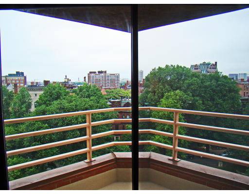 390 Commonwealth Avenue, Unit 710 Boston, MA 02215 - Photo 3 of 14 a view of a city from a balcony