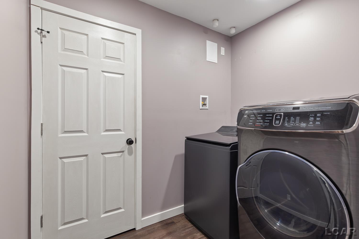 201 South Talbot Street Addison, MI 49220 - Photo 17 of 32 Main Floor Laundry