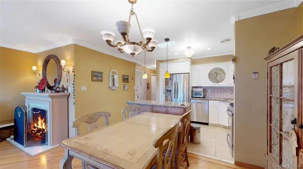 $698,000 | 24026 70th Avenue, Unit 11A | Douglaston