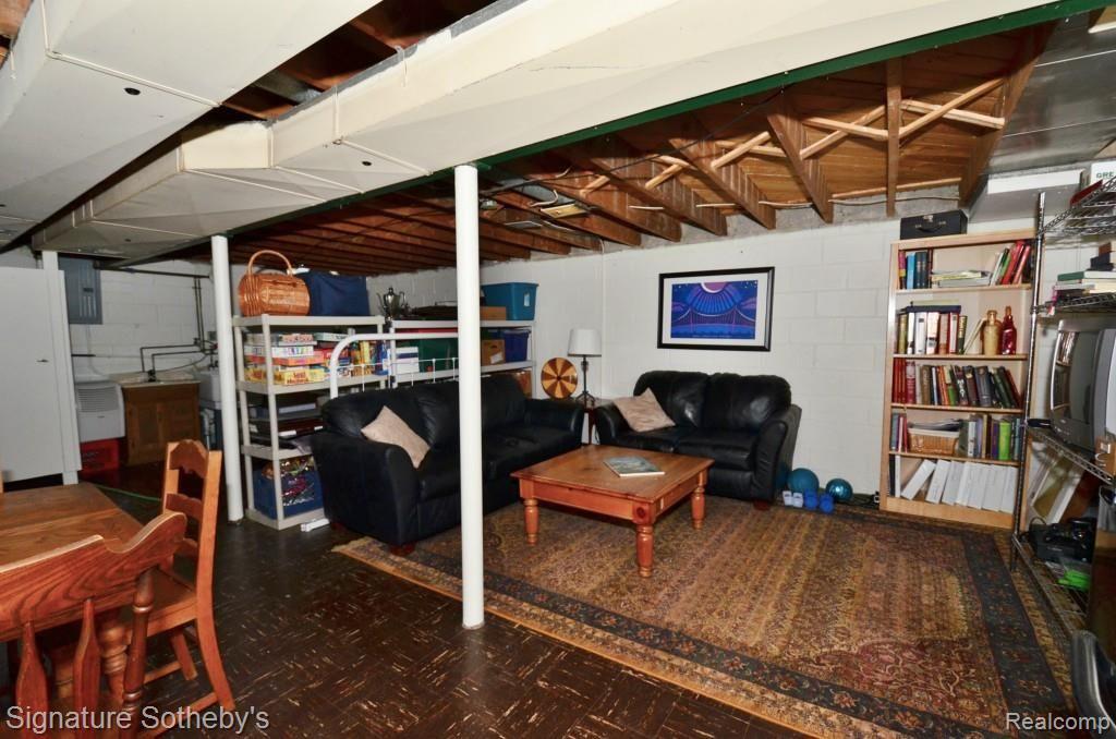2604 South Rochester Road, Unit 10 Royal Oak, MI 48073 - Photo 5 of 16 Tall Basement with 1/2 Bath