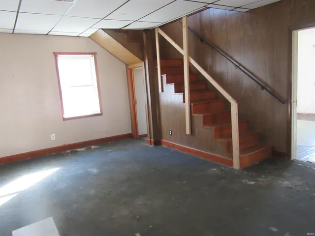 $77,600 | 805 South 17th Street, Elwood, IN 46036