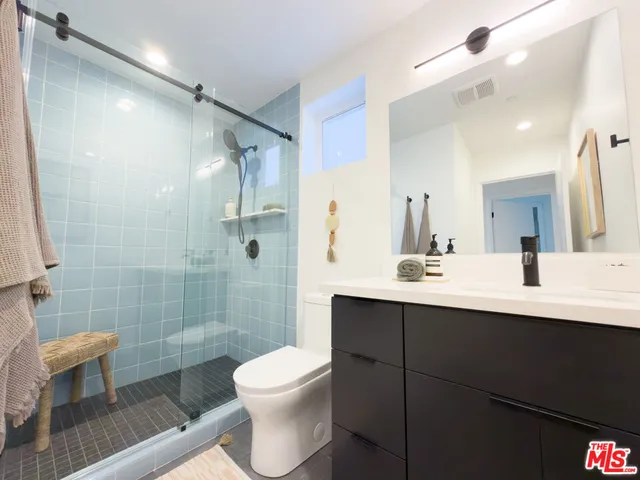 $4,600 | 2220 Aaron Street, Los Angeles, CA 90026