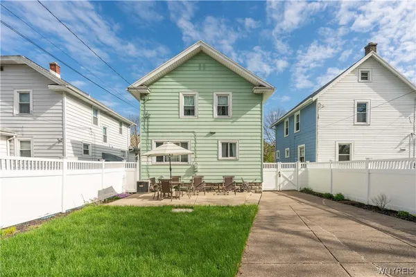 $249,900 | 86 Lasalle Avenue, Tonawanda, NY 14217