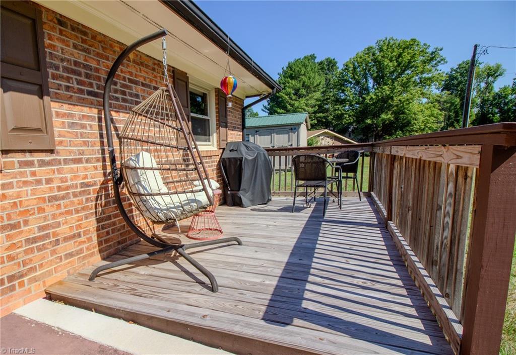 5736 Davis Road Walkertown, NC 27051 - Photo 9 of 47