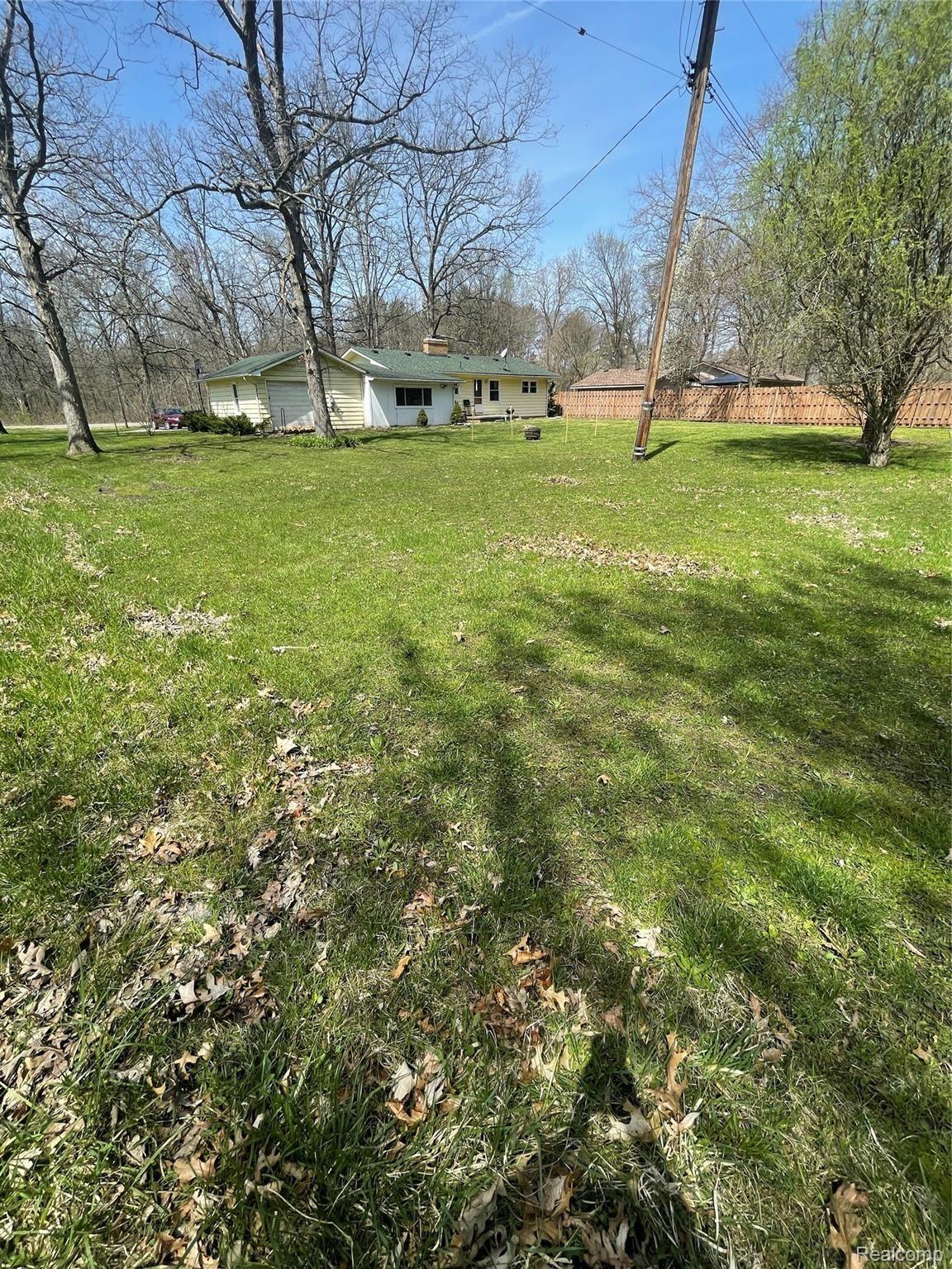16805 Inkster Road Taylor, MI 48180 - Photo 8 of 37 1110D963-1F6F-4D52-AF6A-34BAFDC34F23.jpeg