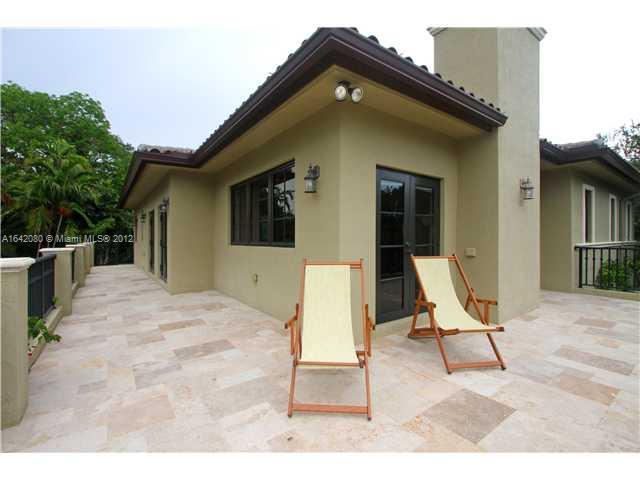 3500 Frantz Road Coconut Grove, FL 33133 - Photo 13 of 19 Gallery Image 13