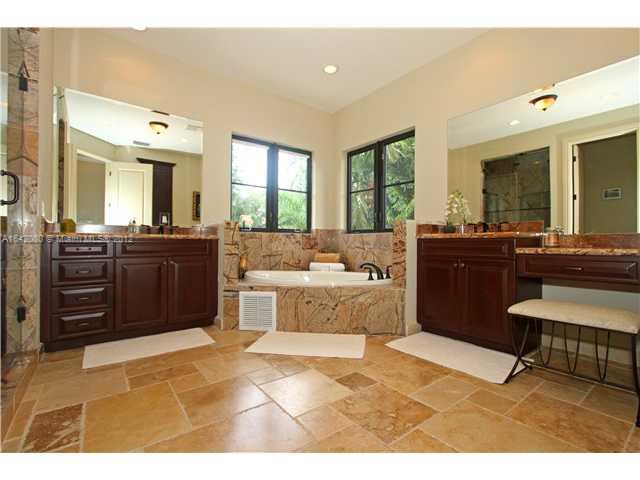 3500 Frantz Road Coconut Grove, FL 33133 - Photo 9 of 19 Gallery Image 9