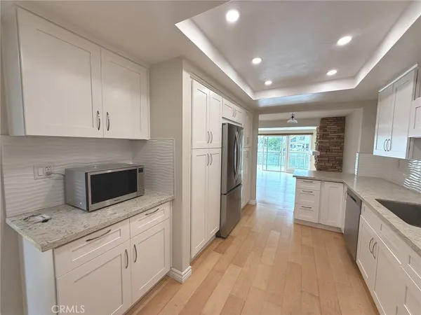 $5,900 | 3832 Montego Drive, Huntington Beach, CA 92649
