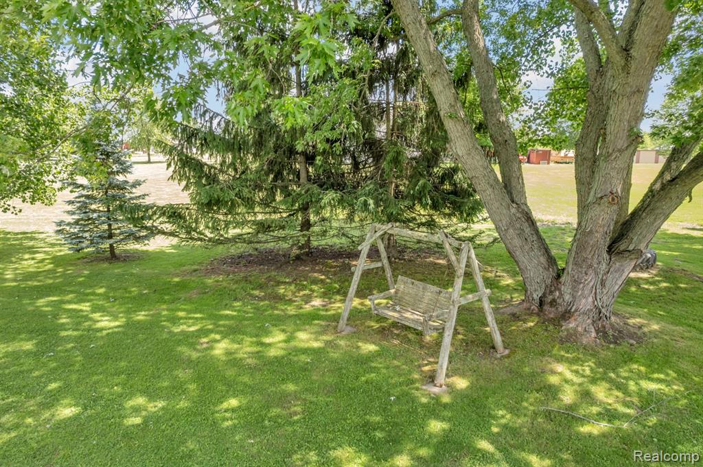 15387 Schultz Road Allenton, MI 48002 - Photo 27 of 34
