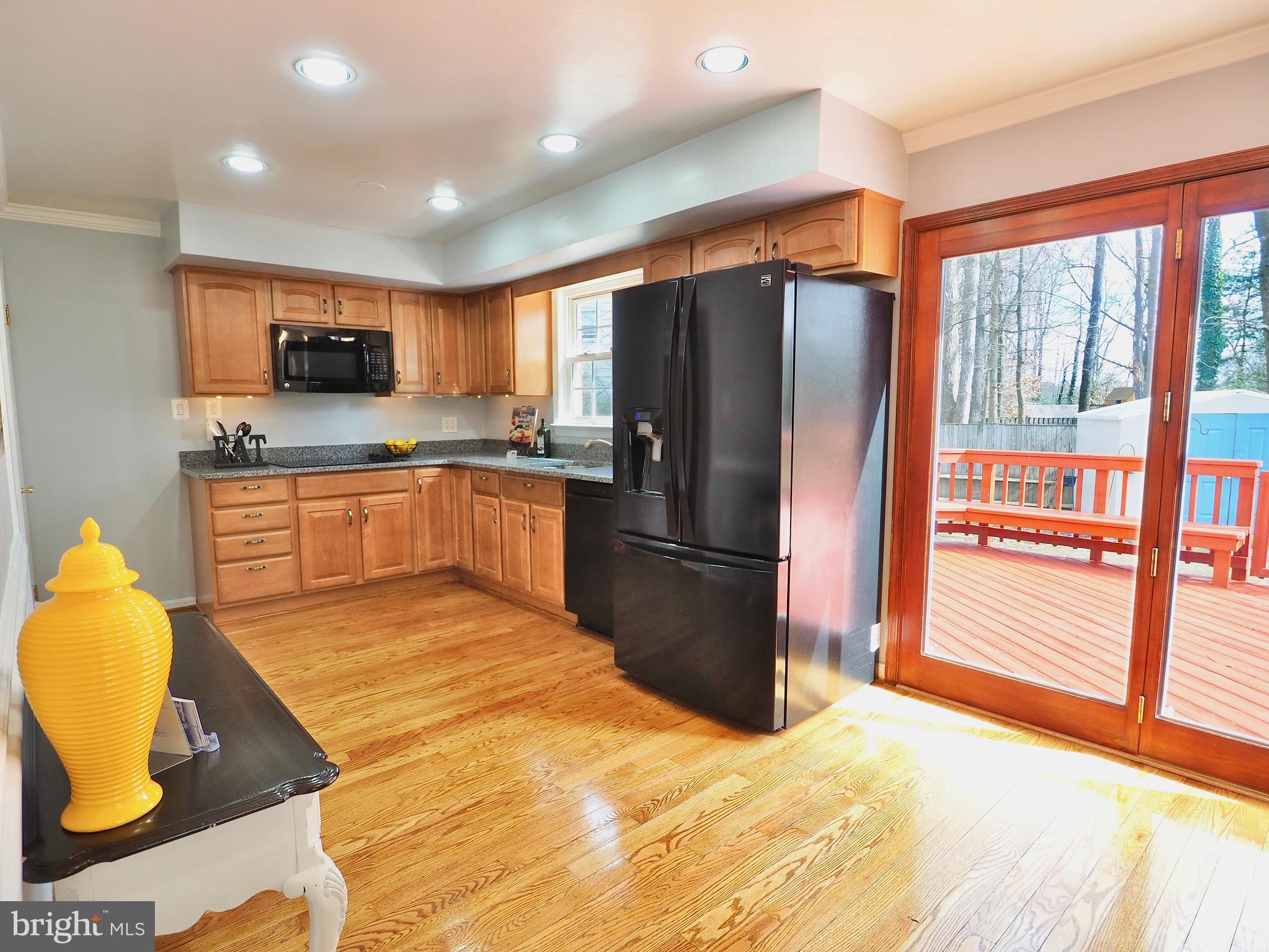 6901 Huntsman Boulevard Springfield, VA 22153 - Photo 7 of 23