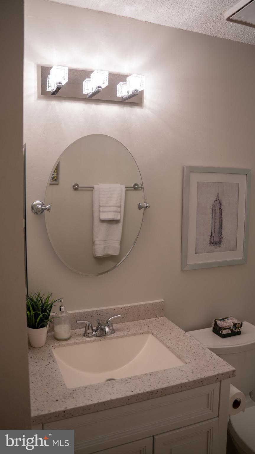 21001 Timber Ridge Terrace, Unit 103 Ashburn, VA 20147 - Photo 12 of 31 Gallery Image 12