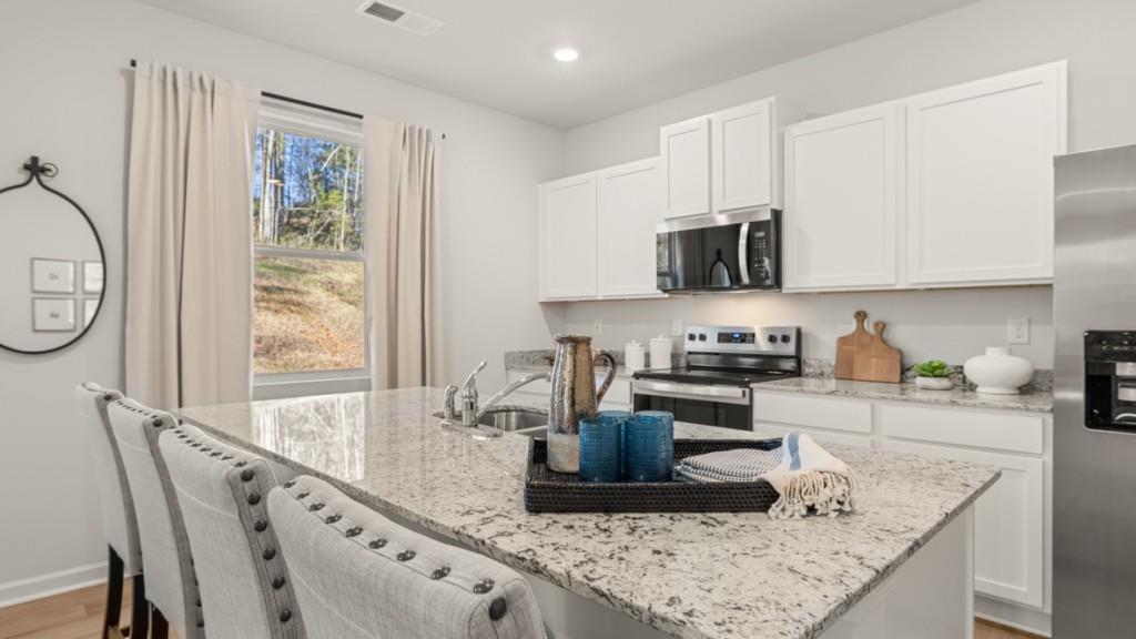 2906 Daxton Lane Gainesville, GA 30507 - Photo 8 of 32