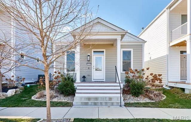 $385,000 | 6226 Suntan Drive, St. Charles, MO 63301