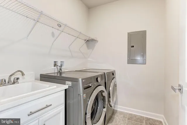 $3,750 | 12923 Sunrise Ridge Alley, Herndon, VA 20171