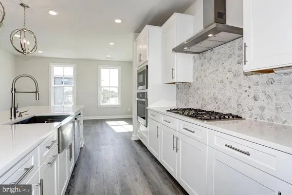 $3,750 | 12923 Sunrise Ridge Alley, Herndon, VA 20171